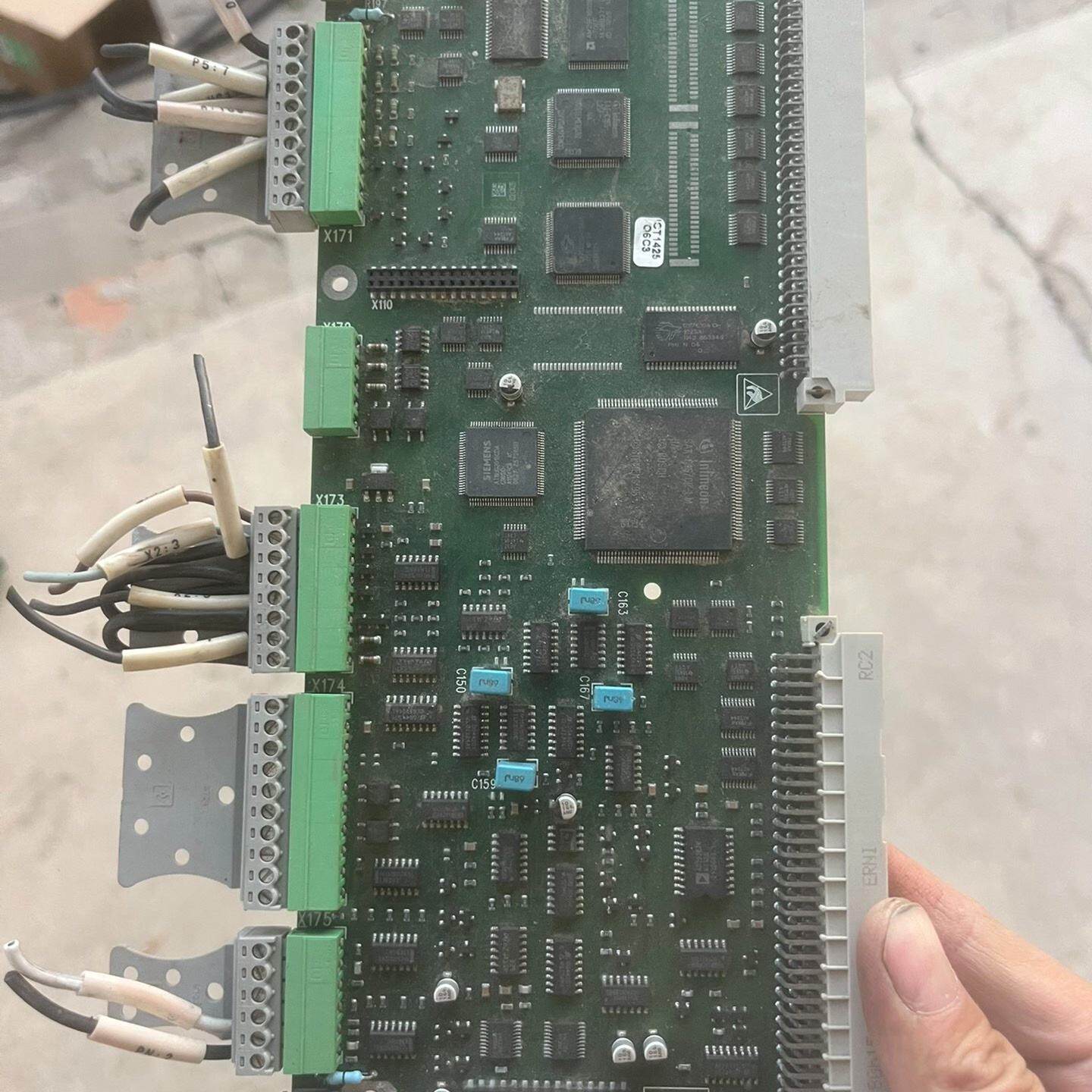 西门子L2主板有10个左右