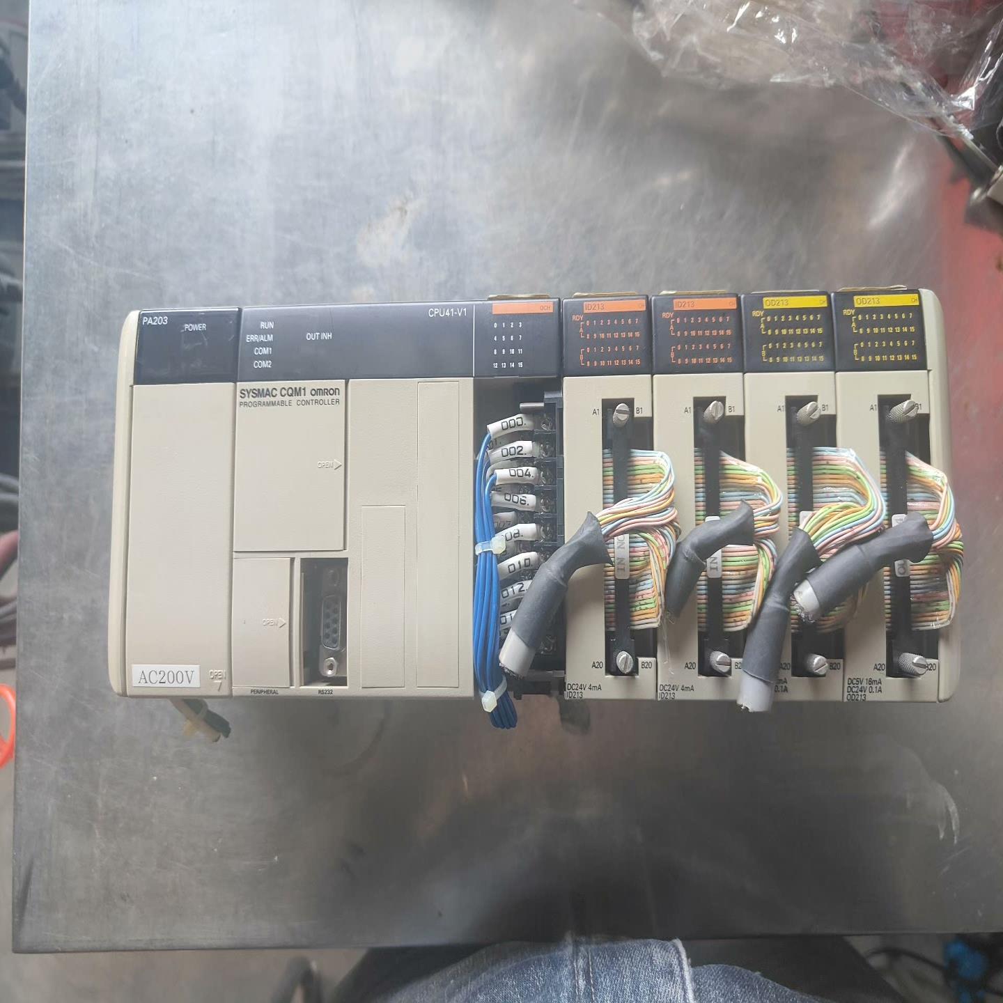 OMRONplc一条PA203cpu41-V1ID213