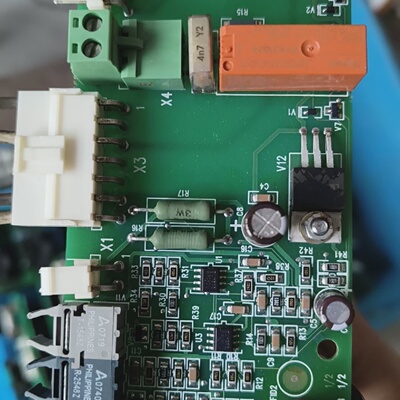 ABB变频器多传动安全继电器板型号ACHM01C成色如-议价