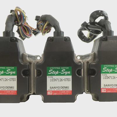 Sanyo Denki 103H712607E0 Stepping Motor StepSyn Lot of 3 New