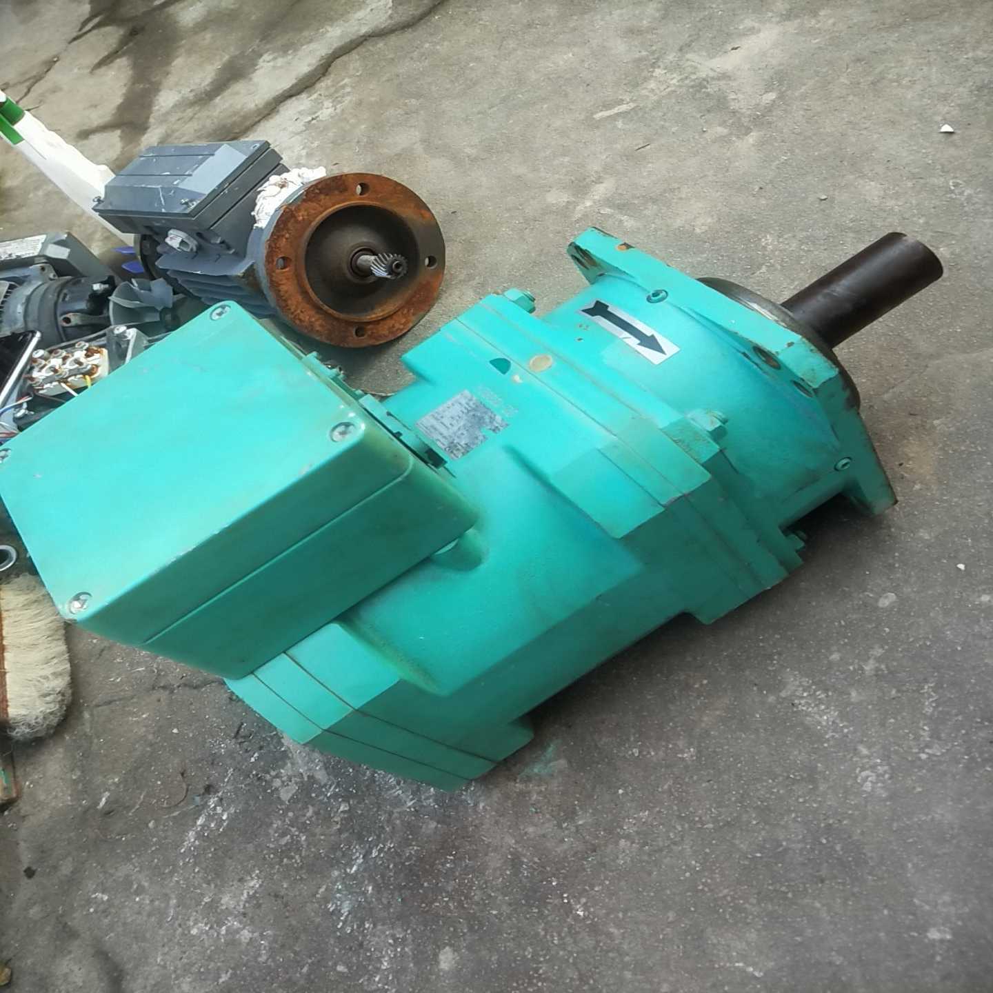 询价交流接触器LC1D09M7C，线圈电压AC