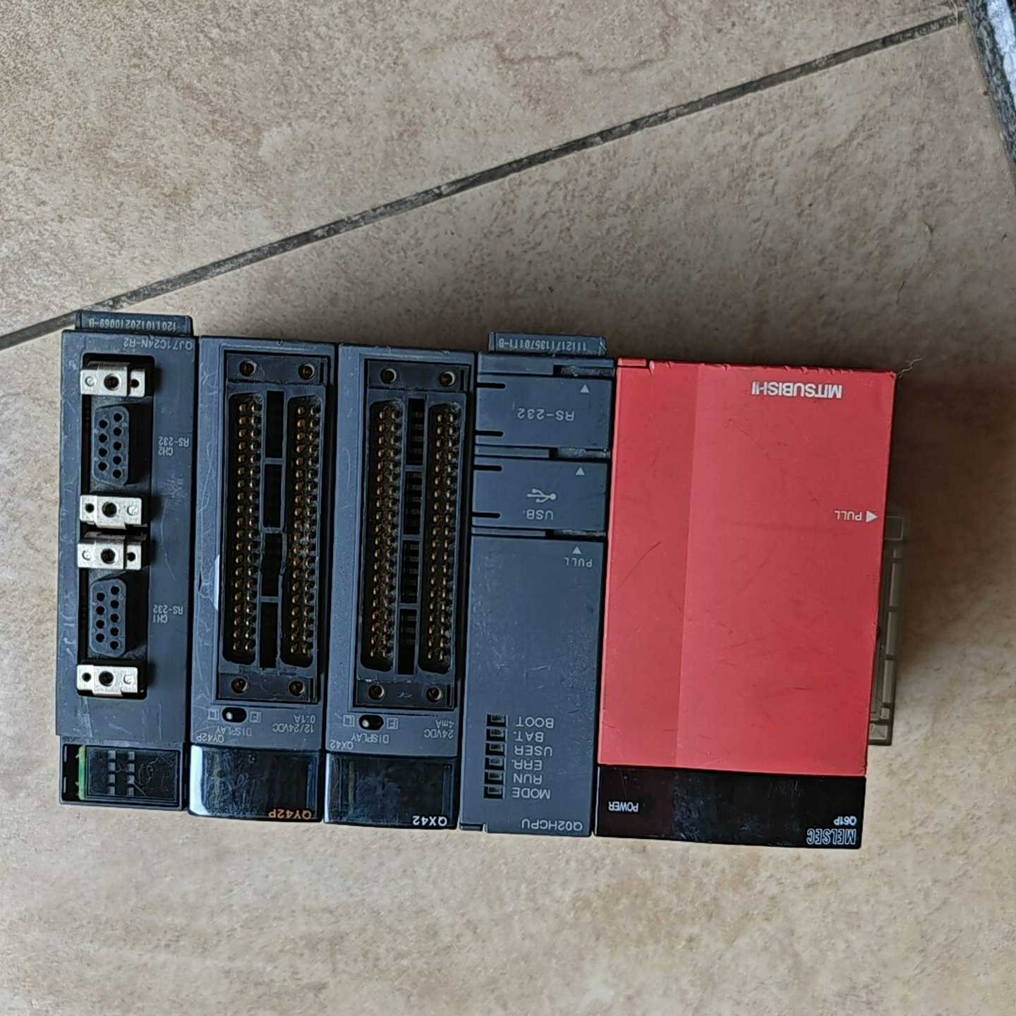 议价三菱Q系列Q02HCPU，QJ71C24N-R2，QX42，