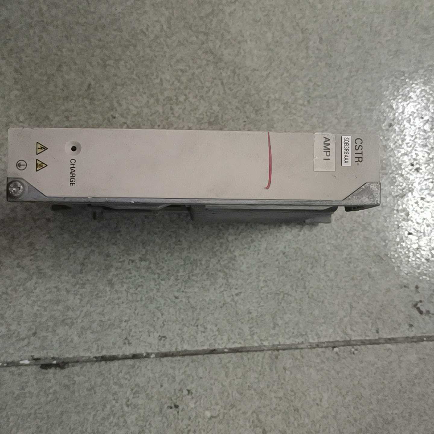 安川机器人驱动器CSTR-SDB3R8AAA，实物图，适用