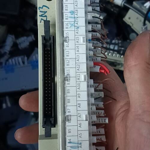 端子台  MKSN-M40  成色不错，单价，滴滴有30-议价
