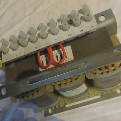 transformer eao  3ph  Type DF12526  Prim. 3x 380220  Sec. 3x