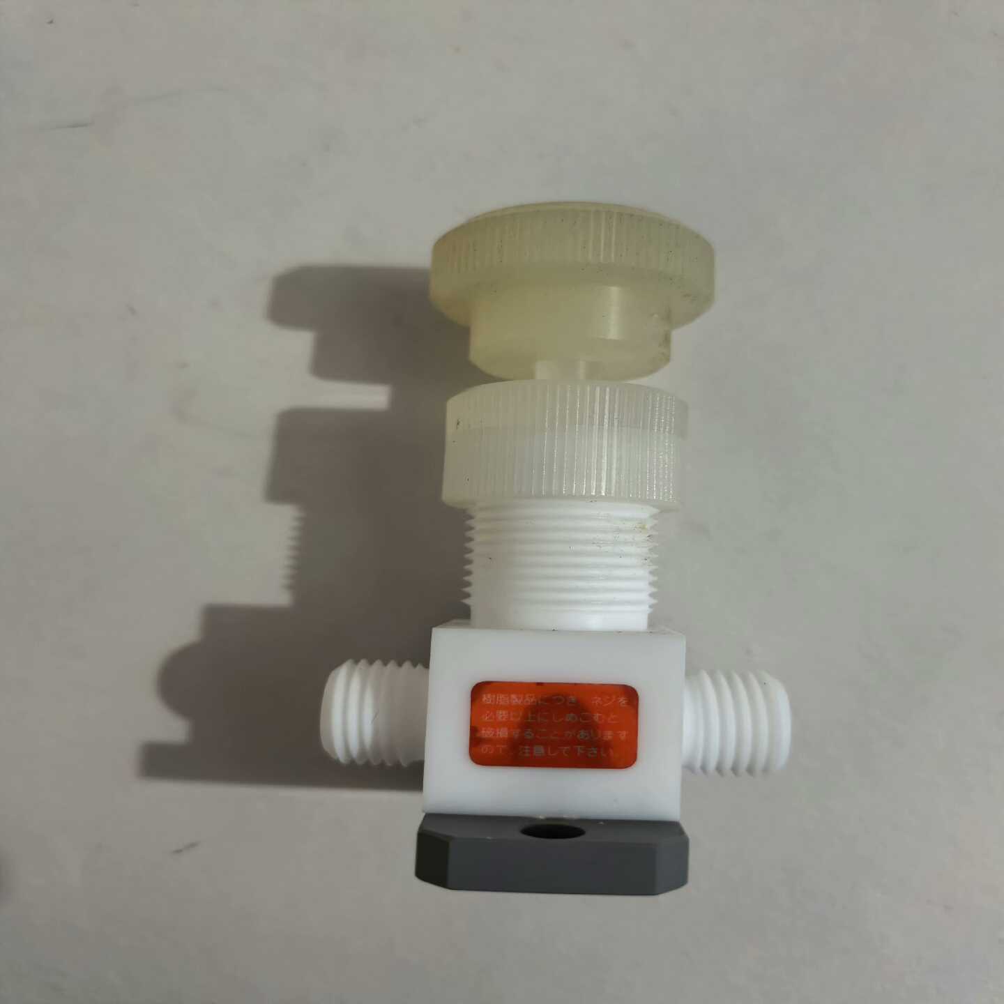 议价flowell手动阀4601-L8，成色如图，功能包好。