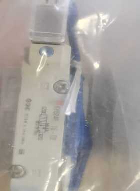 全新原装SMC电磁阀SY5240-1G-02，带蓝色线缆，实-议价