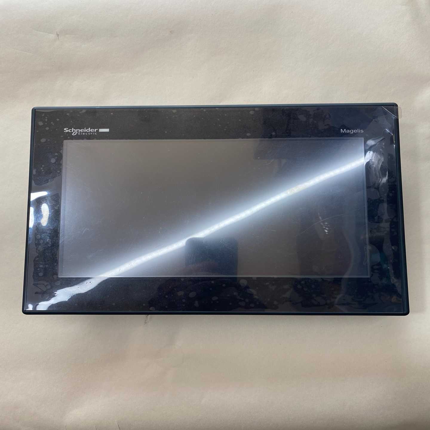 原装施耐德HMIGXO5502触摸屏，实物图，成色充新，功能--议价商品