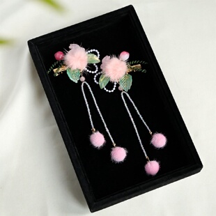 古风汉服儿童秋冬头饰对夹新年古装可爱兔子毛绒流苏发夹毛球配饰