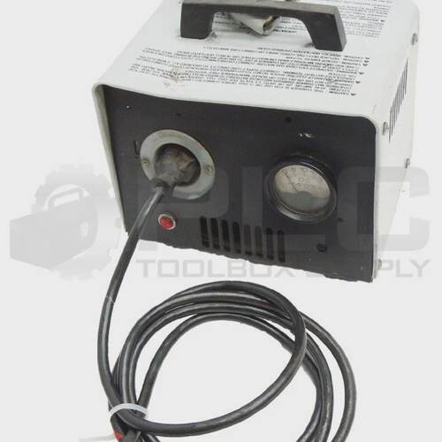 Caricabatterie Elettrico Lester 1197 Con Connettore A Termin