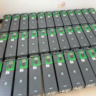 施耐德930变频器15KW，ATV930D15N4，功能包好--议价商品