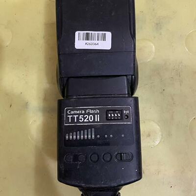 神牛TT520II机顶闪光灯--议价商品