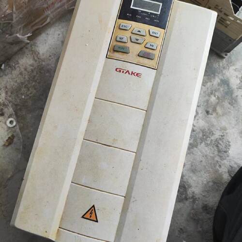 溢价-吉泰科变频器型号是Gk6204T15G18.5LB不