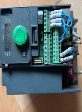 ATV320U06N4C+0.55KW+380V~询价