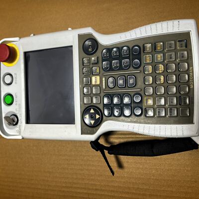 询价安川机器人示教器JZRCRYPP021型号E00292