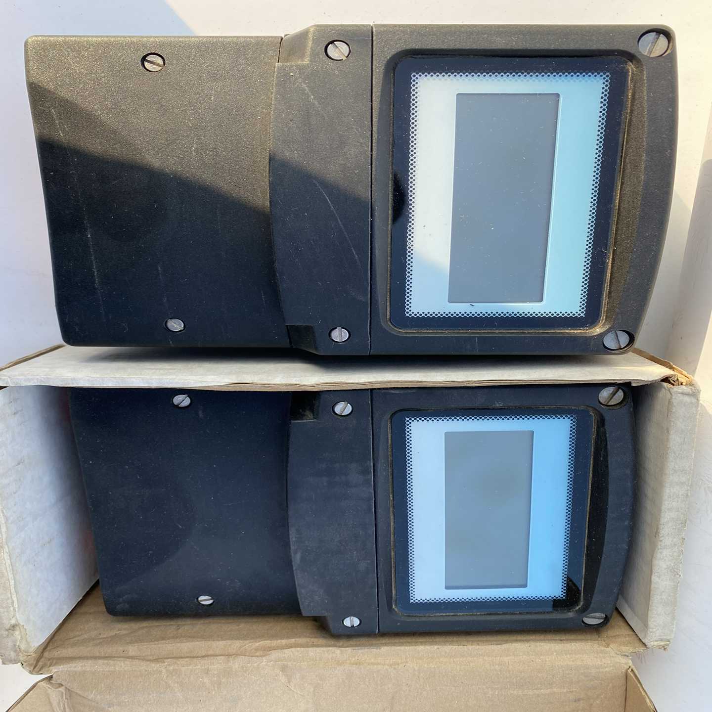 全新BEAK多功能显示表BA324D库存全新--议价商品