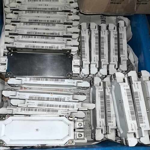 FF450R12ME3英飞凌两单IGBT模块，450A