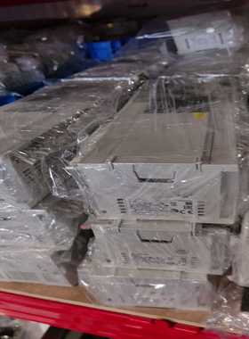 出售几乎全新的三菱PLCFX5U-80MT/ES，FX5---议价商品