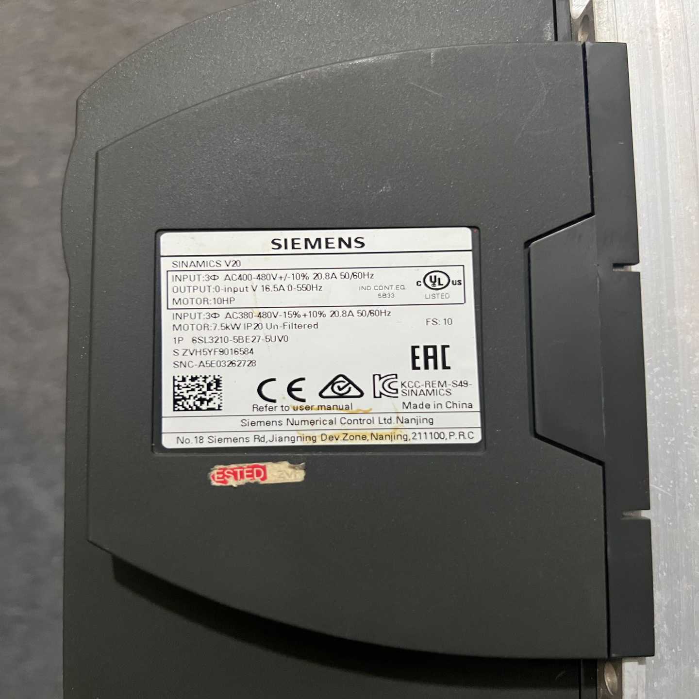 议价610-527-5V0变频器，两台实物拍