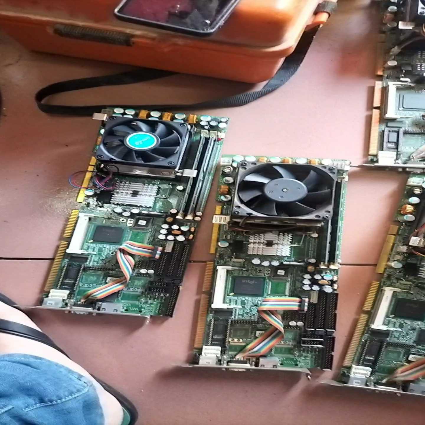 咨询-艾讯SBC81822Rev.A6工控主板剩两套
