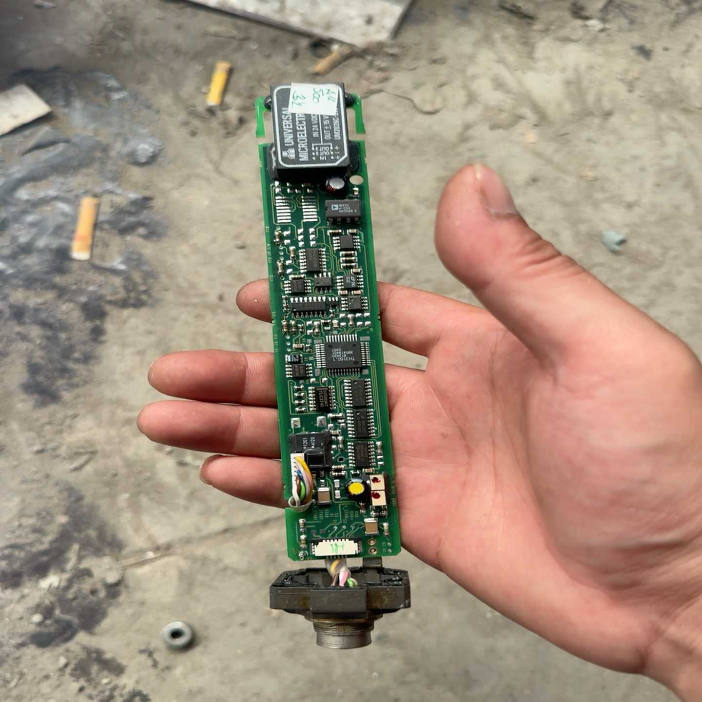 巴鲁夫BALLUFF位移传感器线路板，便宜处理，要的聊询价