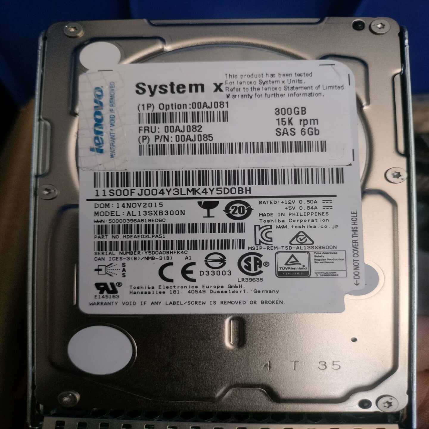 IBM300GB15K2.56GSAS-议价