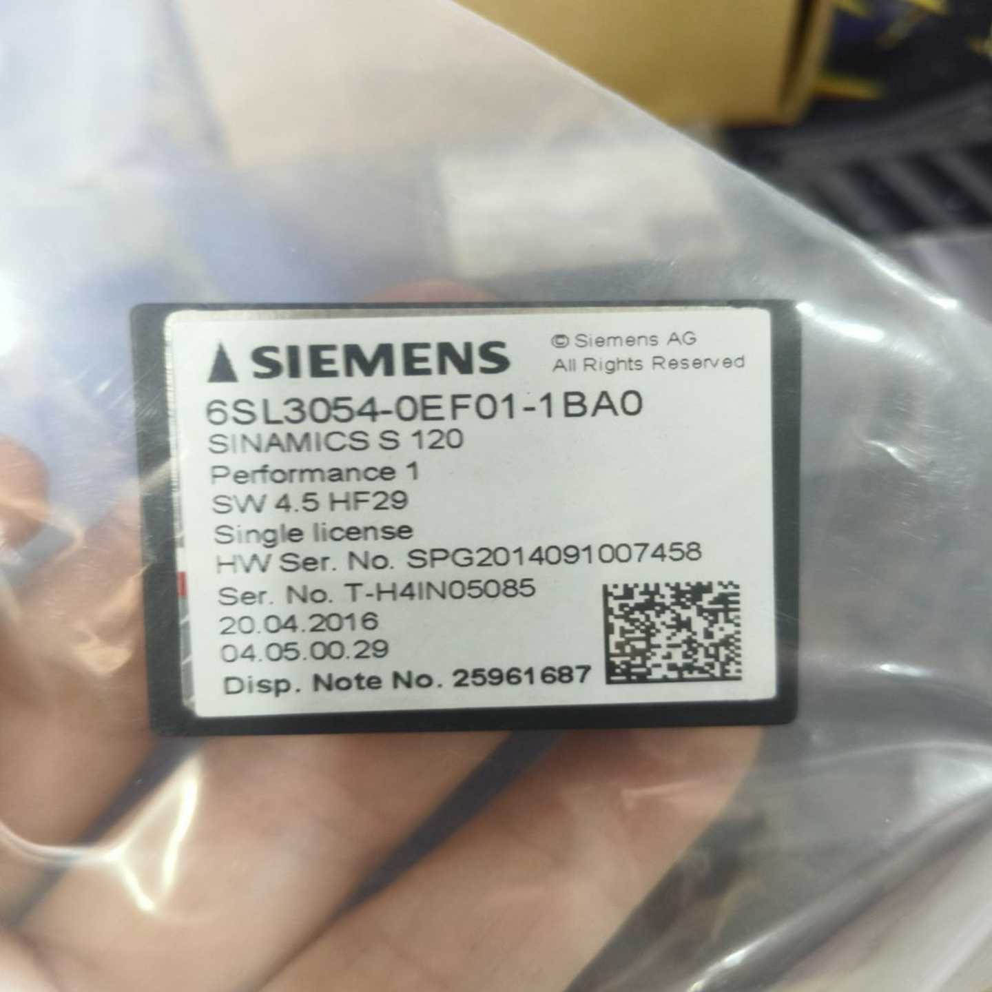 6SL3054-0EF01-1BA0，要的拍。询价