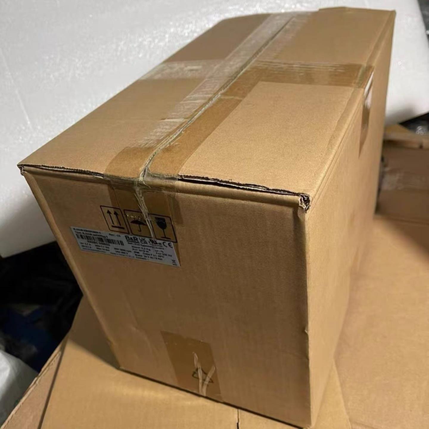 配件8LSA73DB030S000-3 8LSA73DB030S100-3 贝加莱伺服电机议价