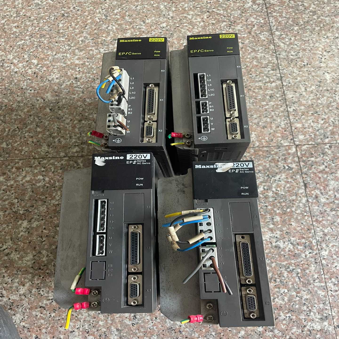 武汉迈信伺服驱动器GL12F(2台）TL10F(2台）成色如-询价客服