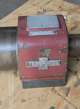 老式HealdMachines红色头型9-2主轴FBU-500,11000RPM最大