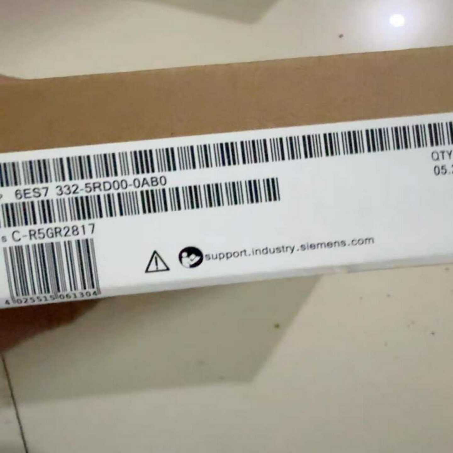 6ES7332-5RD00-0AB06ES7332-5R询价