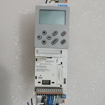 伦茨变频器2个E82EV5512C0.55KW，议价商品