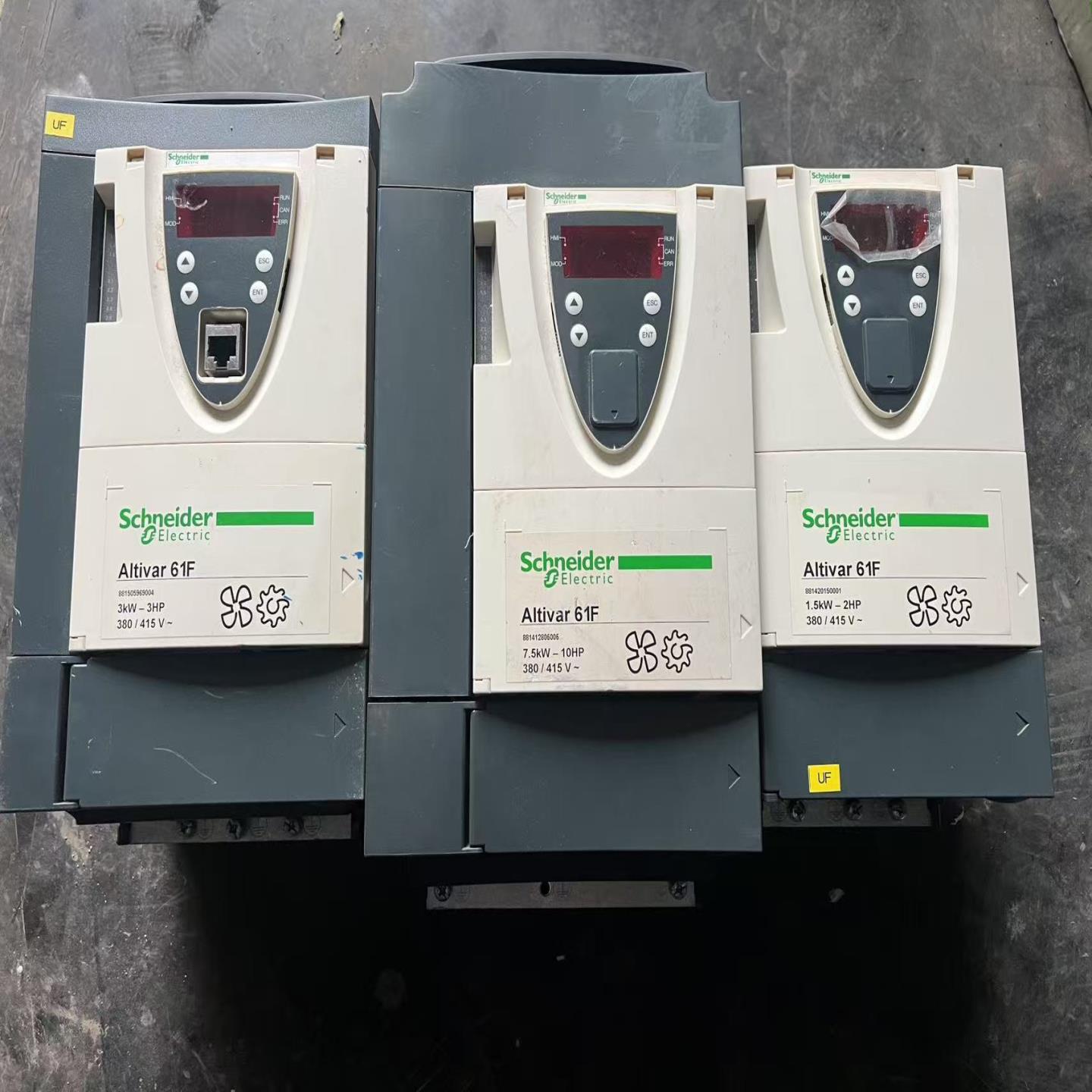 施耐德变频器Altivar61F系列，型号如下：