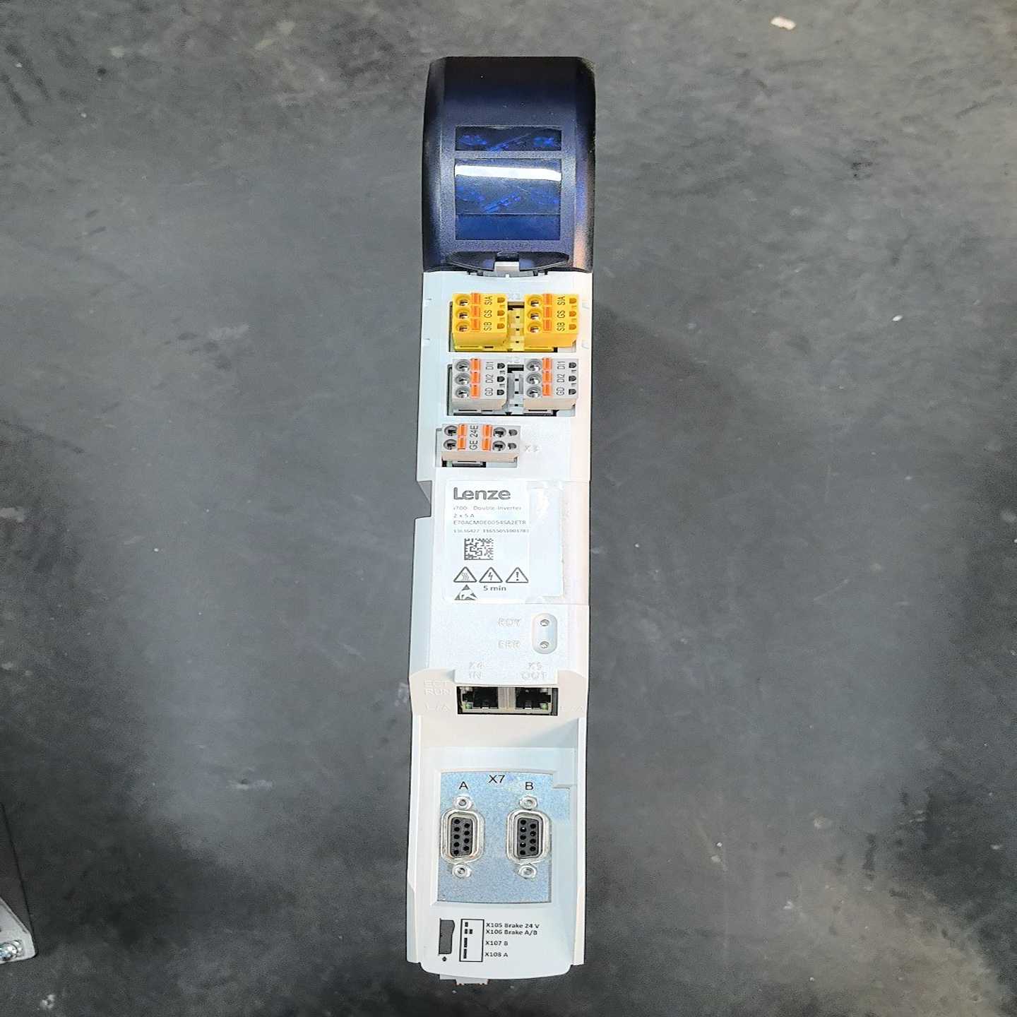 伦茨i700双轴5A驱动器,型号E70ACMDE0054SA议价