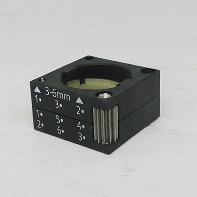 议价3Sb3 Halter Fr Drucktaster Und Leuchtmelder Unused适用