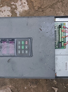 强四方变频器C320K4T022022KW功率