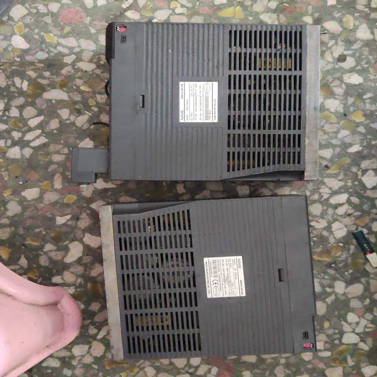 信捷驱动器  DS2-21P5-AS，两台，实图拍摄，包好，【鑫鑫商