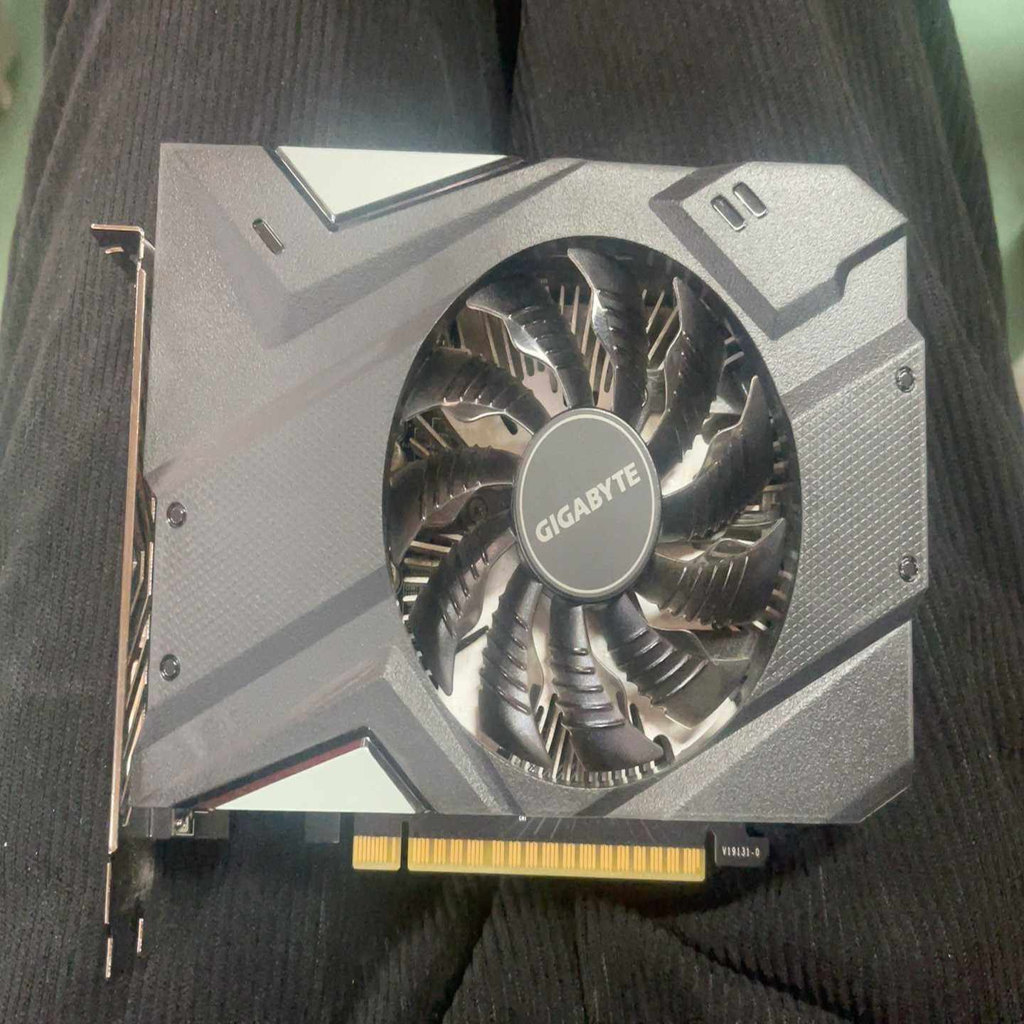 技嘉GTX1650 4G拆机显卡，成色新，功能正常，无暗病。--议价商品,电子元器件市场,其它元器件,淘宝优惠券,粉丝福利购,淘宝优惠卷