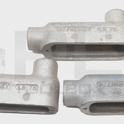 LOT OF 3 NEW OZGEDNEY LB 75 THREADED CONDUIT BODY READ