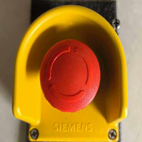 西门子3SB3801-0DF3，全新未拆封，实物图片，数-议价