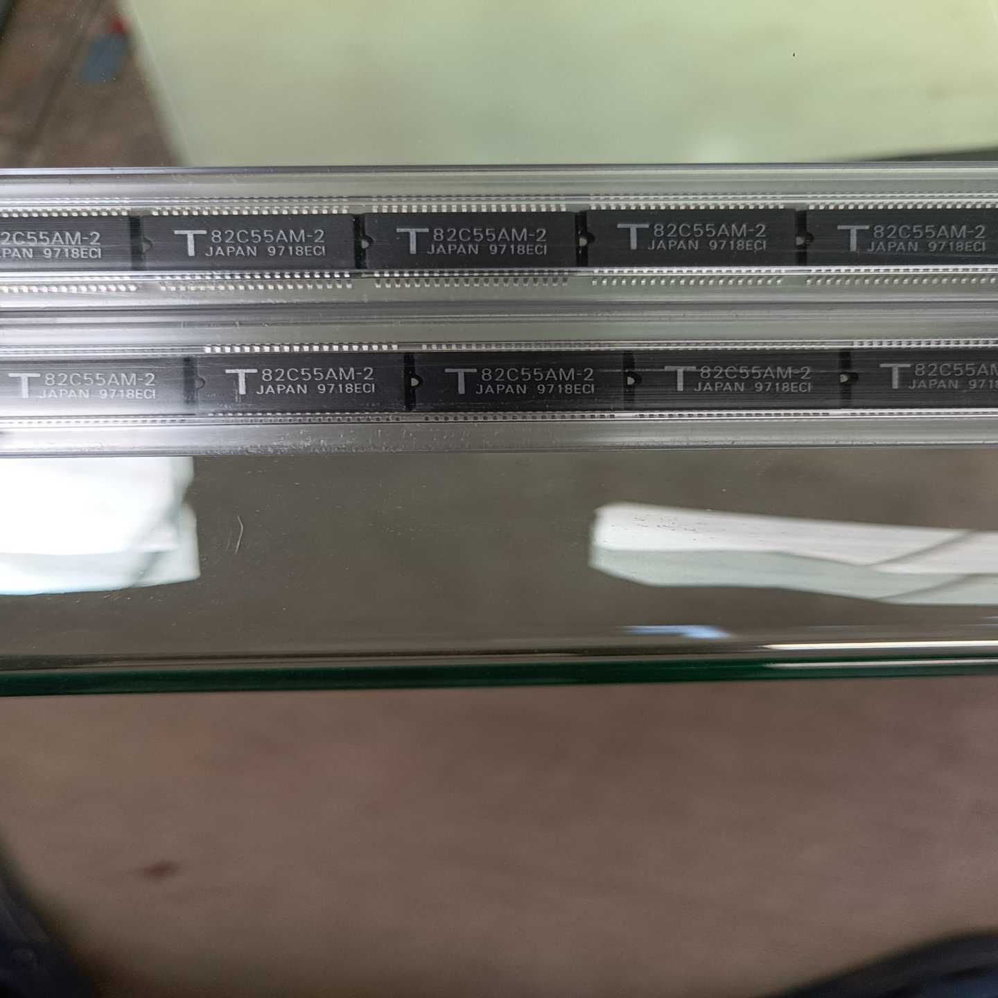 询价~T82C55AM-2芯片，有意者请联系，有几百个