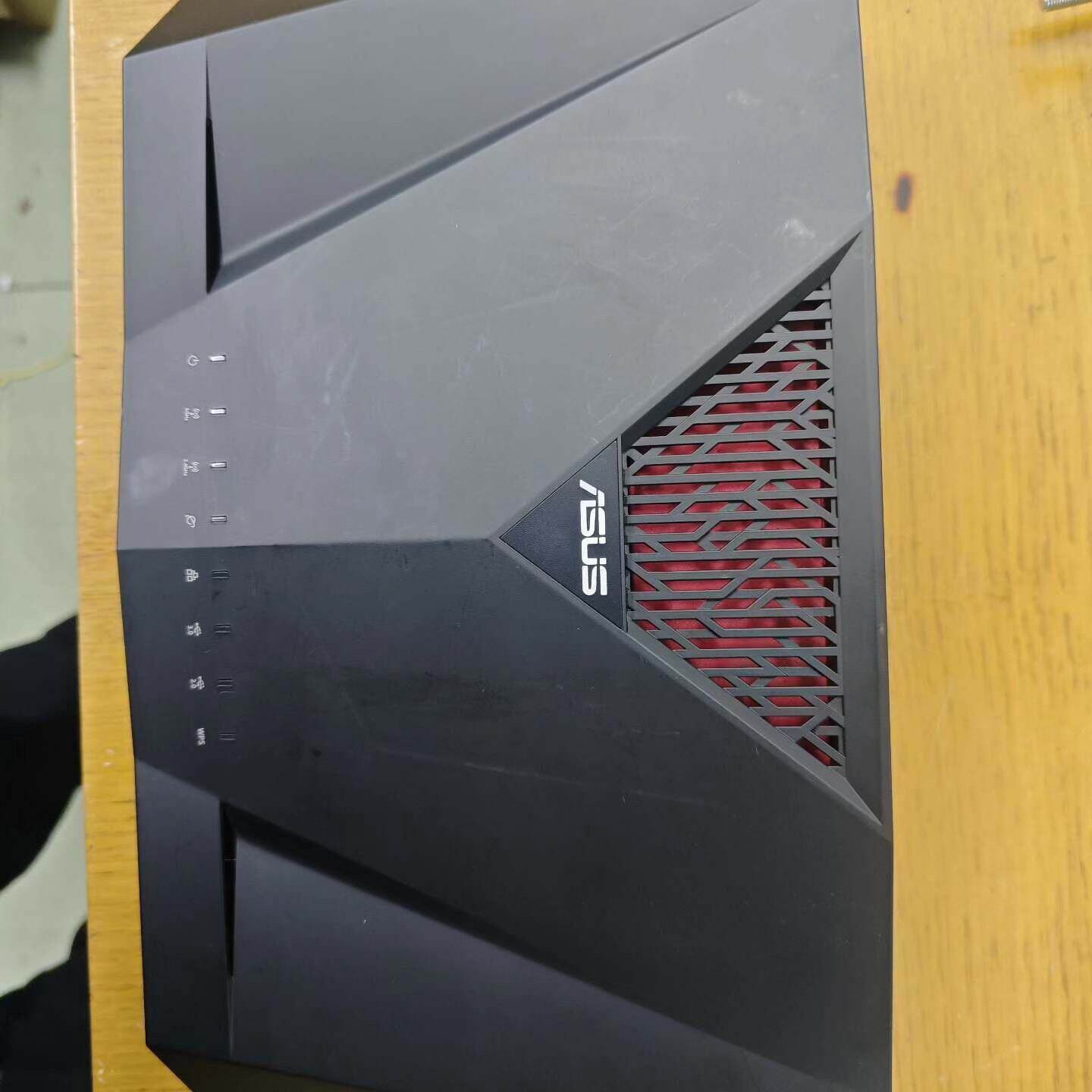 华硕RT-AC88U路由器，AC3100双频千兆，信号强，穿--议价商品