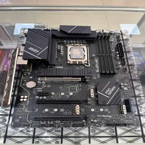 出一套板U13600KF加微星Z790PWI-FI(--议价商品