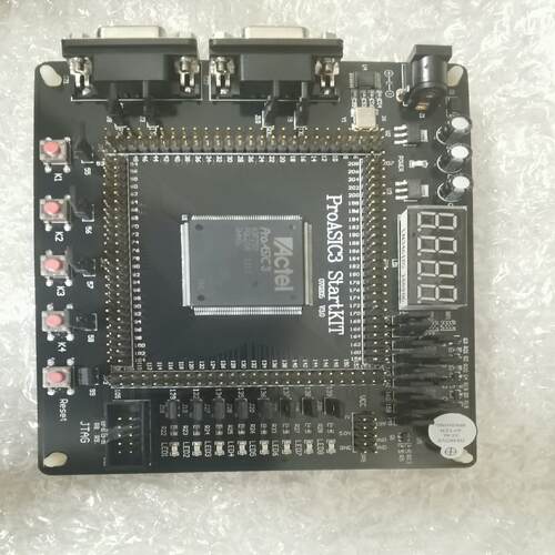 ProASIC3 StartKit   开发板 A3P250~询价