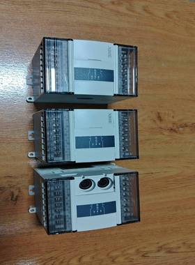 信捷PLCXD2-16T-E，功能正常，成色为实图询价