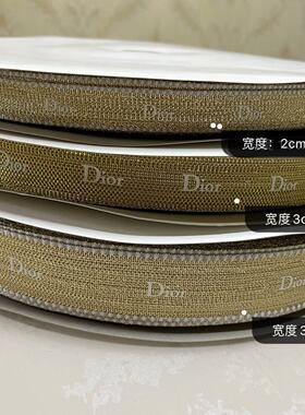 询-金属金色白色走边白色立体logo