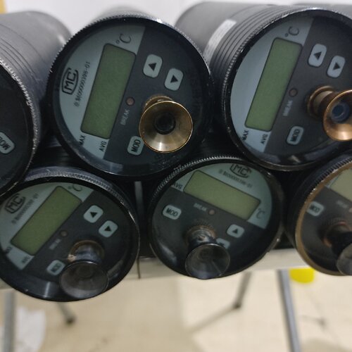 红外温度计型号XTIR1M测量范围6002000议价