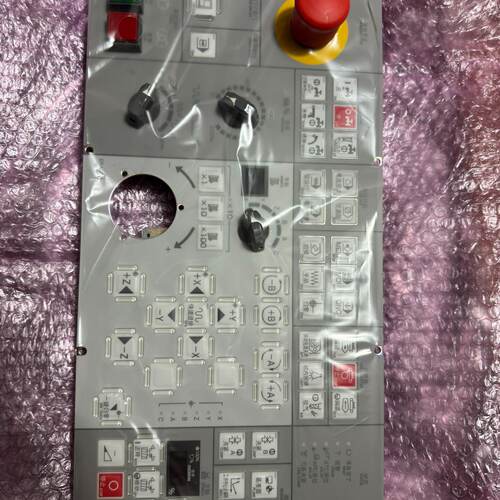 ZY1ESS52563C日本IDEC和泉原装操作面板议价