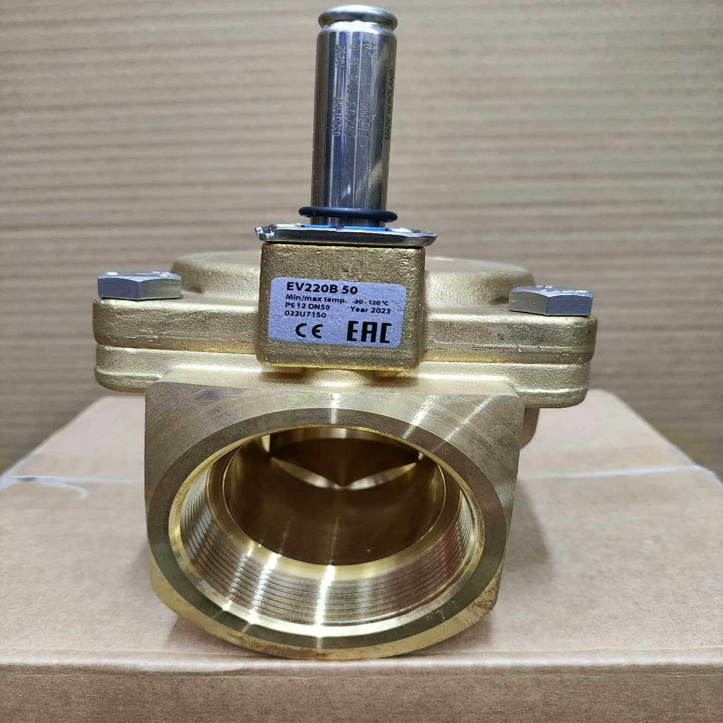 询价Danfoss丹佛斯EV220B先导式两位两通电磁阀032U