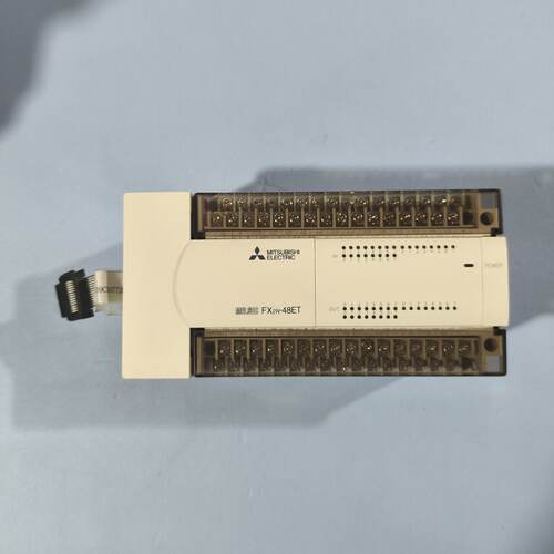 FX2N-48ET，图片就是实物，功能，，成色—议价